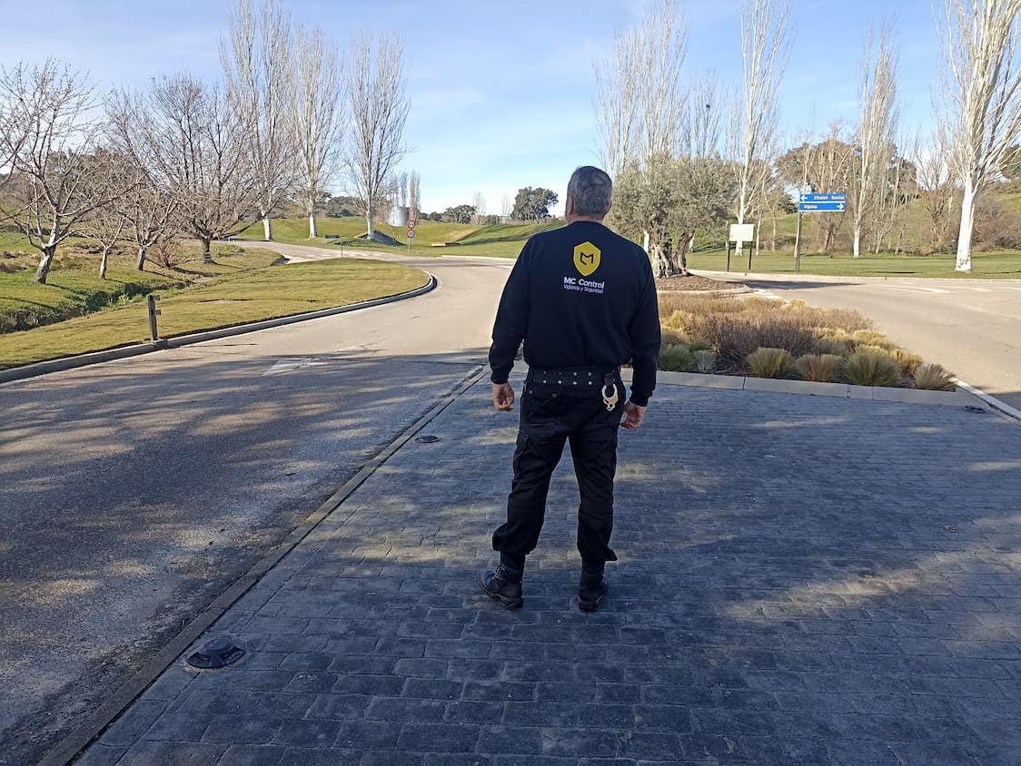 Monitorio CCTV – MC Control Monitorio CCTV - MC Control